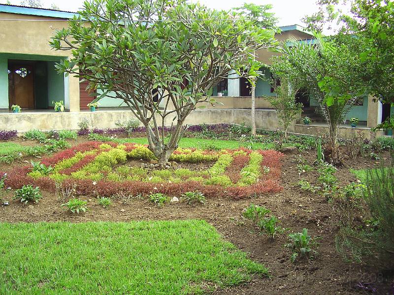 0042 Karibu I in bunia.JPG